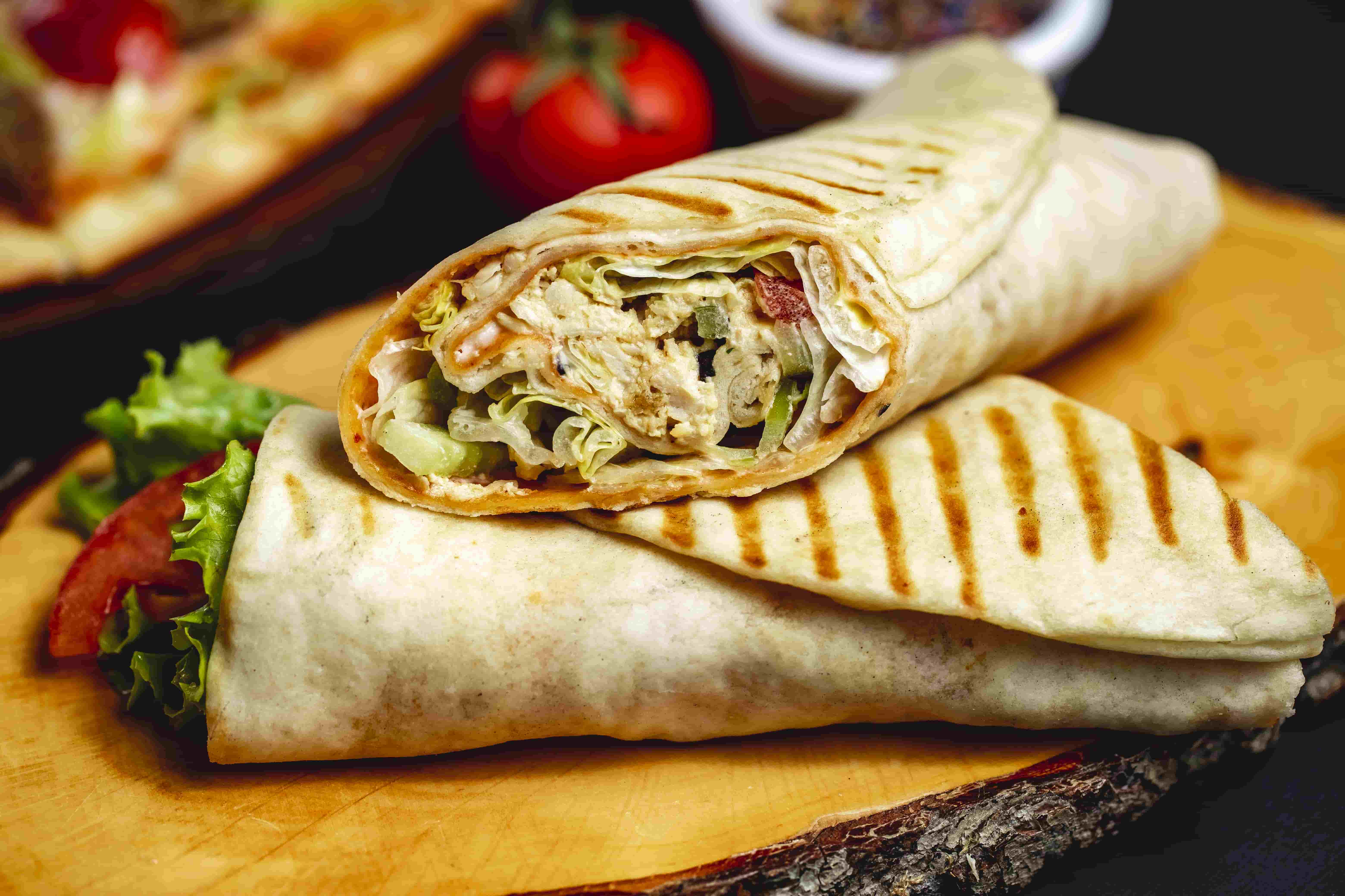 Avokado Soslu Tavuk DÜrüm